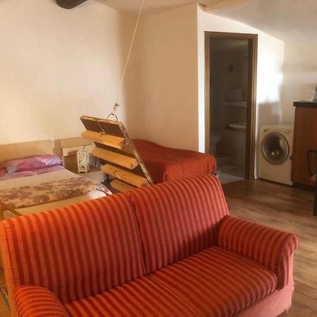 Lovely 1 Room Bedroom Loft, 20 Mins To Bgy Airport Pradalunga エクステリア 写真